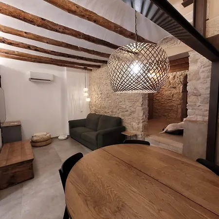 Ca La Clareta * Vilanova de Bellpuig