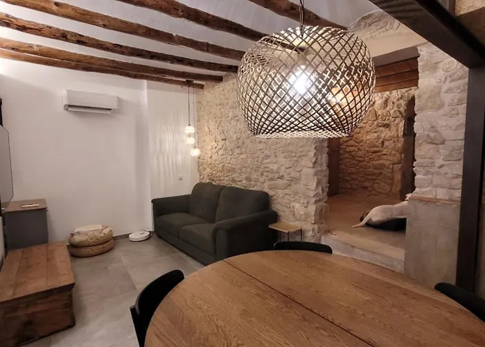 Ca La Clareta * Vilanova de Bellpuig
